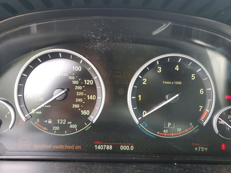 Zdjęcie 9 z aukcji – 2014 BMW X5 z VIN 5UXKR0C52E0H18857