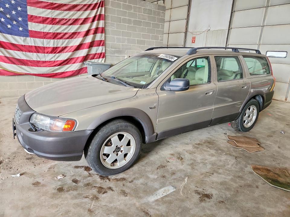 2001 VOLVO V70 - Търг №67380586