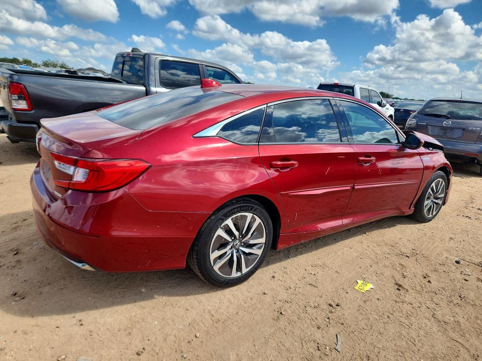Photo 3 from auction – 2018 HONDA ACCORD with VIN 1HGCV3F10JA007060