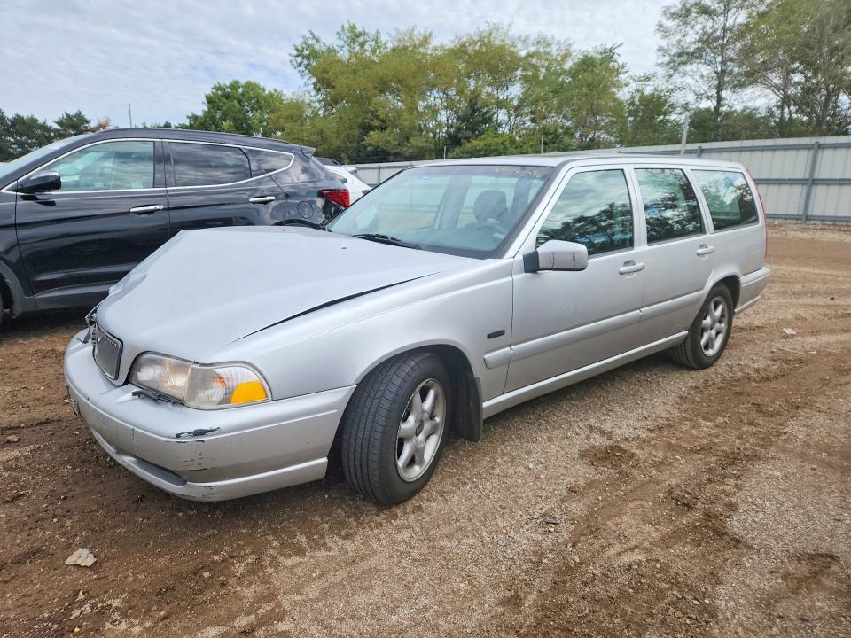 Photo 1 from auction – 1998 VOLVO V70 with VIN YV1LW5531W2347128