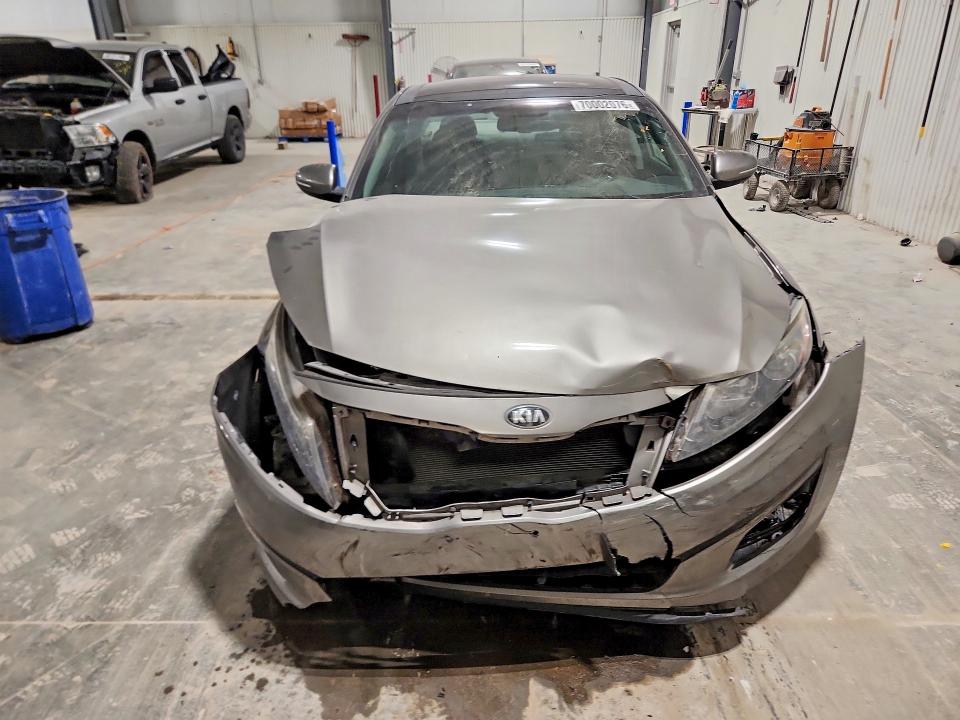 Фото 5 с аукциона – 2015 KIA OPTIMA с VIN 5XXGN4A79FG416378