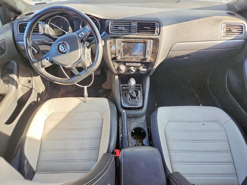 Photo 8 from auction – 2016 VOLKSWAGEN JETTA with VIN 3VWD17AJ0GM270428