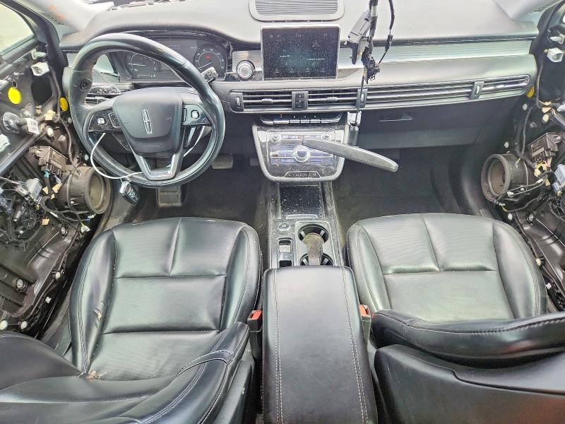 Снимка 8 от търг – 2020 LINCOLN CORSAIR с VIN 5LMCJ1C93LUL23426