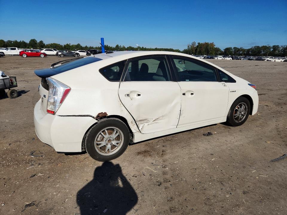 Photo 3 from auction – 2010 TOYOTA PRIUS with VIN JTDKN3DUXA0045828
