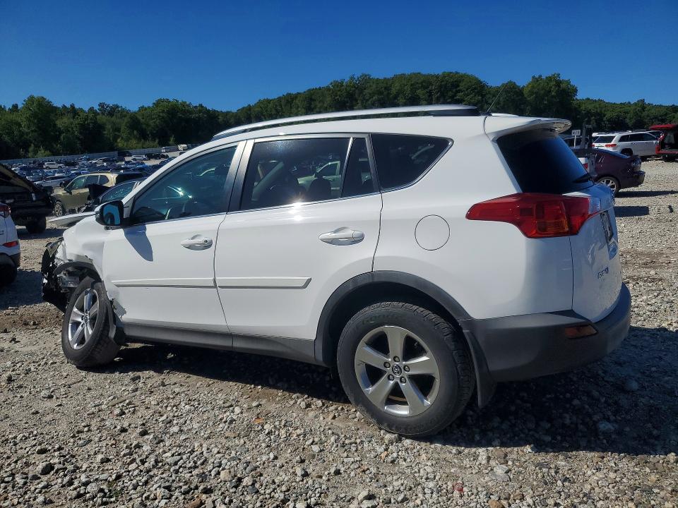 Снимка 2 от търг – 2015 TOYOTA RAV4 с VIN 2T3RFREV1FW356511