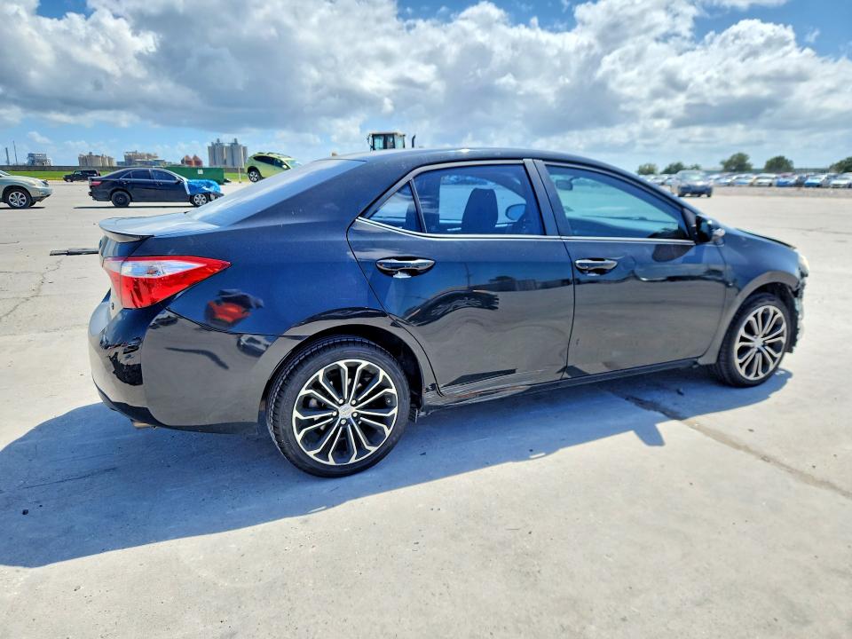 Photo 3 from auction – 2016 TOYOTA COROLLA with VIN 5YFBURHEXGP490772