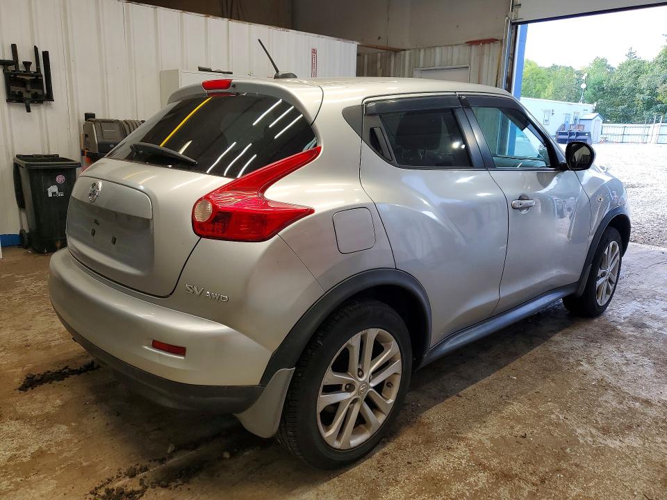 Photo 3 from auction – 2011 NISSAN JUKE with VIN JN8AF5MV7BT013551
