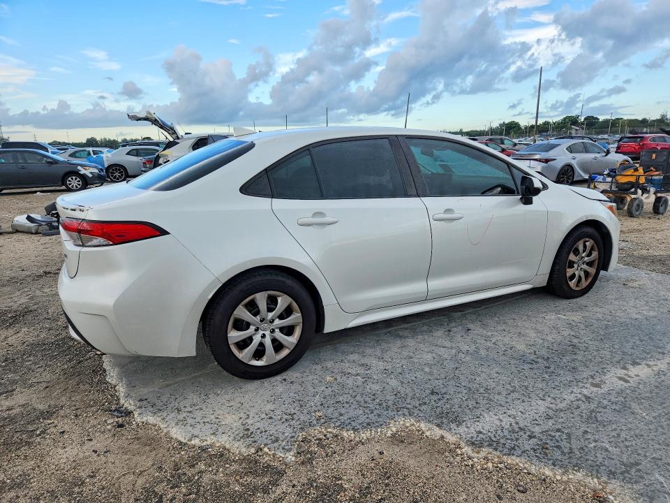 Снимка 3 от търг – 2022 TOYOTA COROLLA с VIN 5YFEPMAE9NP287323