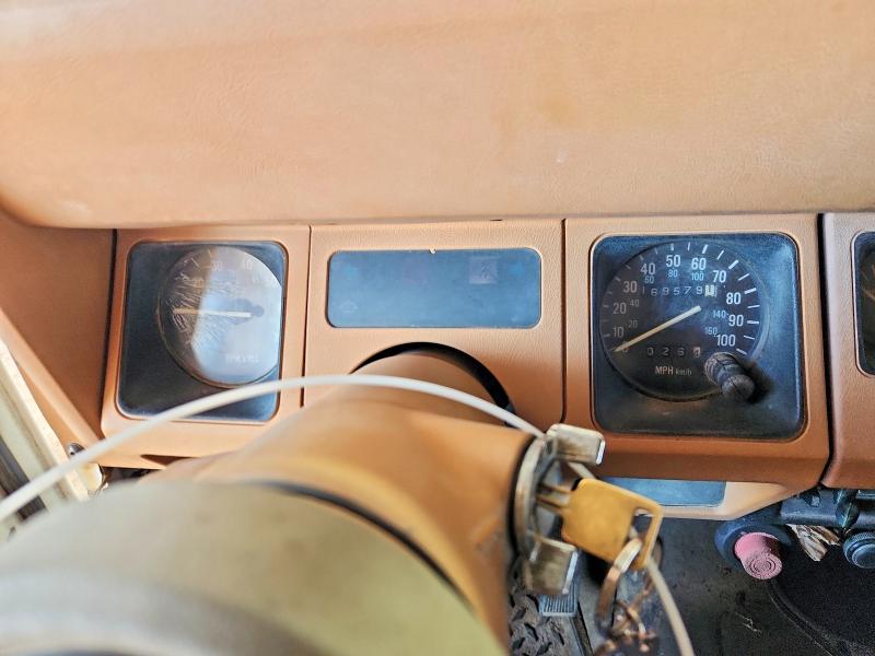 Photo 9 from auction – 1987 JEEP WRANGLER with VIN 2BCHV81S3HB542465