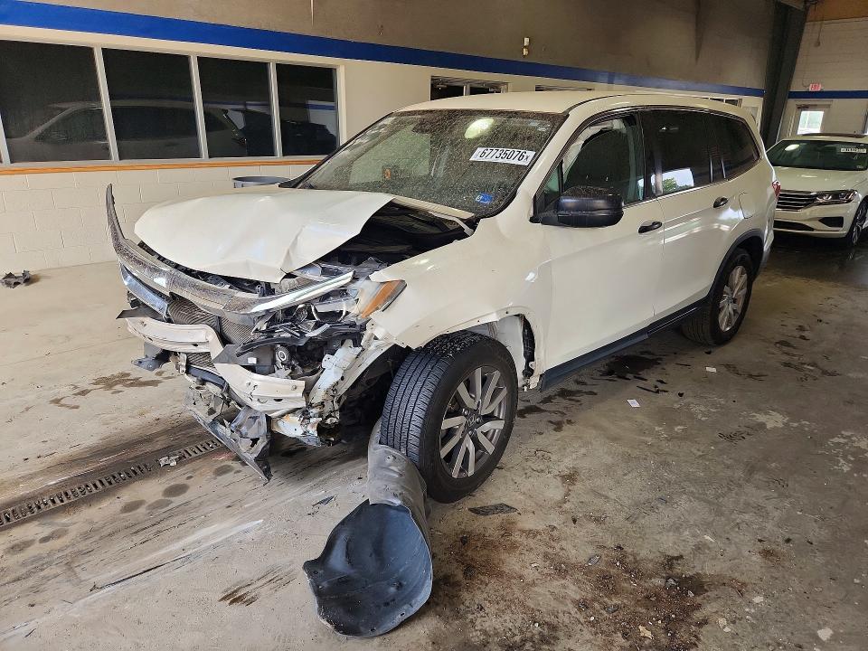HONDA PILOT 2019 with VIN 5FNYF5H13KB024308 - Photo from auction