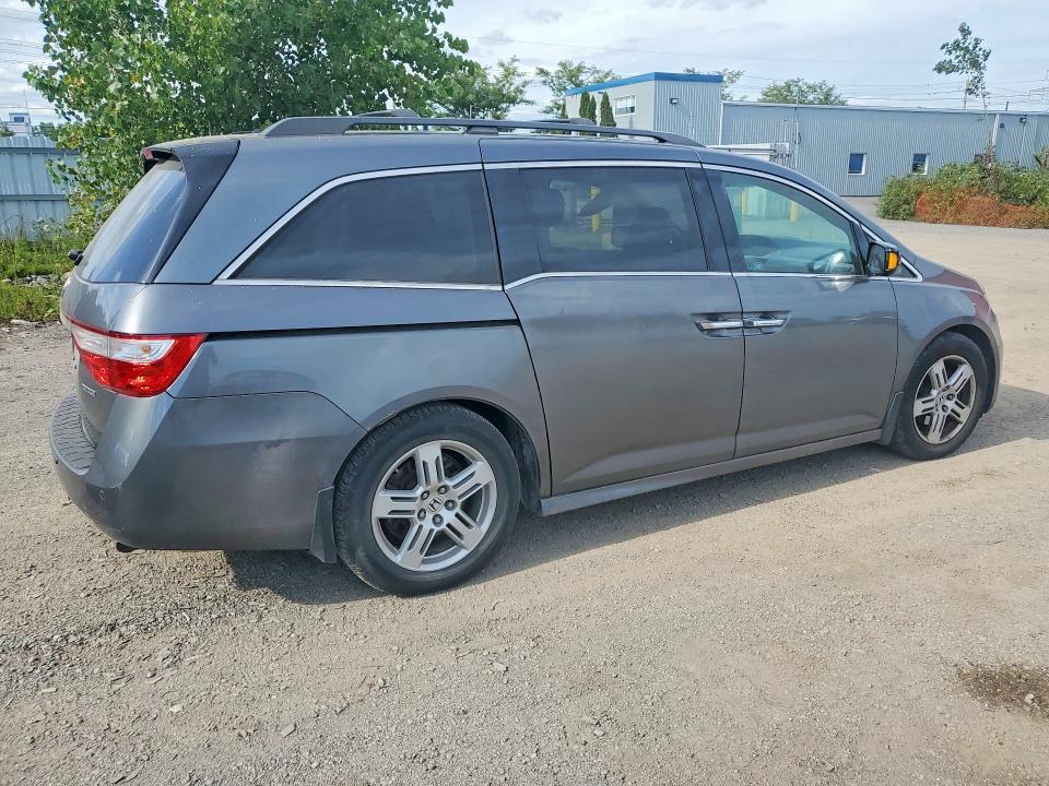 Photo 3 from auction – 2011 HONDA ODYSSEY with VIN 5FNRL5H92BB507758