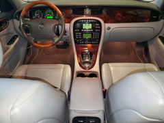 Photo 8 from auction – 2004 JAGUAR XJ8 with VIN SAJEA71C54SG01245