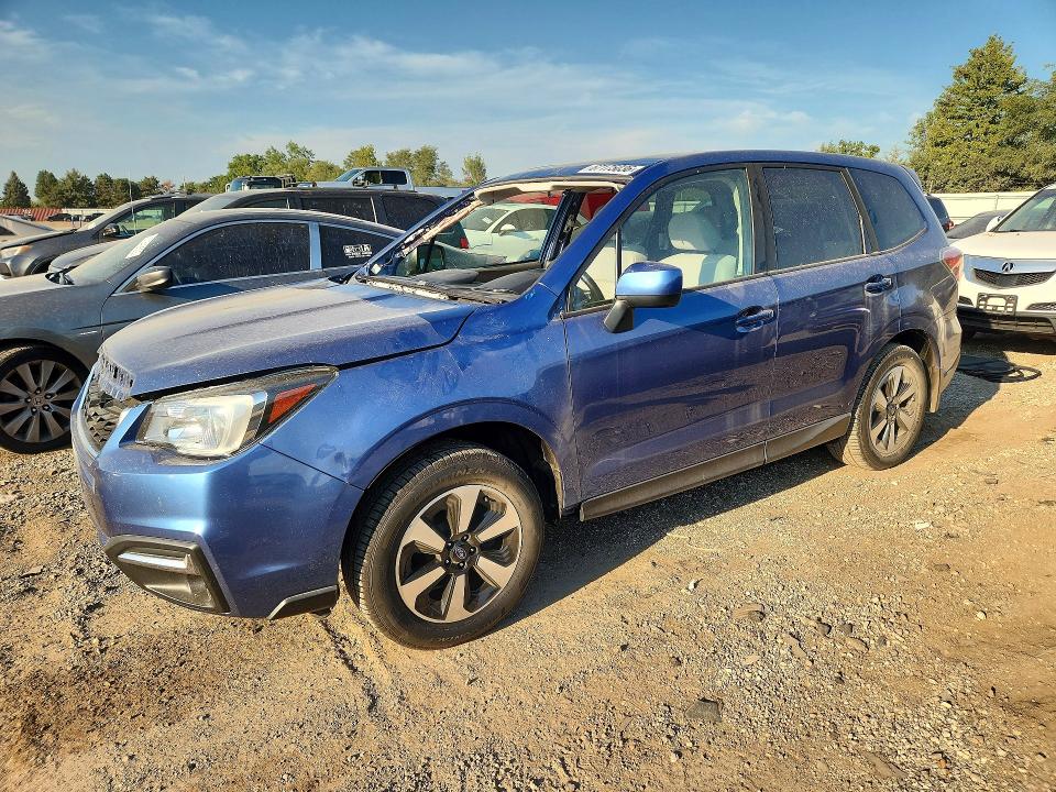 SUBARU FORESTER 2018 with VIN JF2SJAEC4JH438152 - Photo from auction
