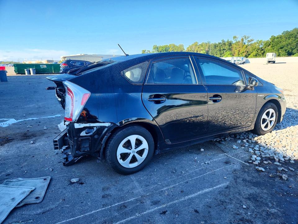 Zdjęcie 3 z aukcji – 2015 TOYOTA PRIUS z VIN JTDKN3DU0F0409830