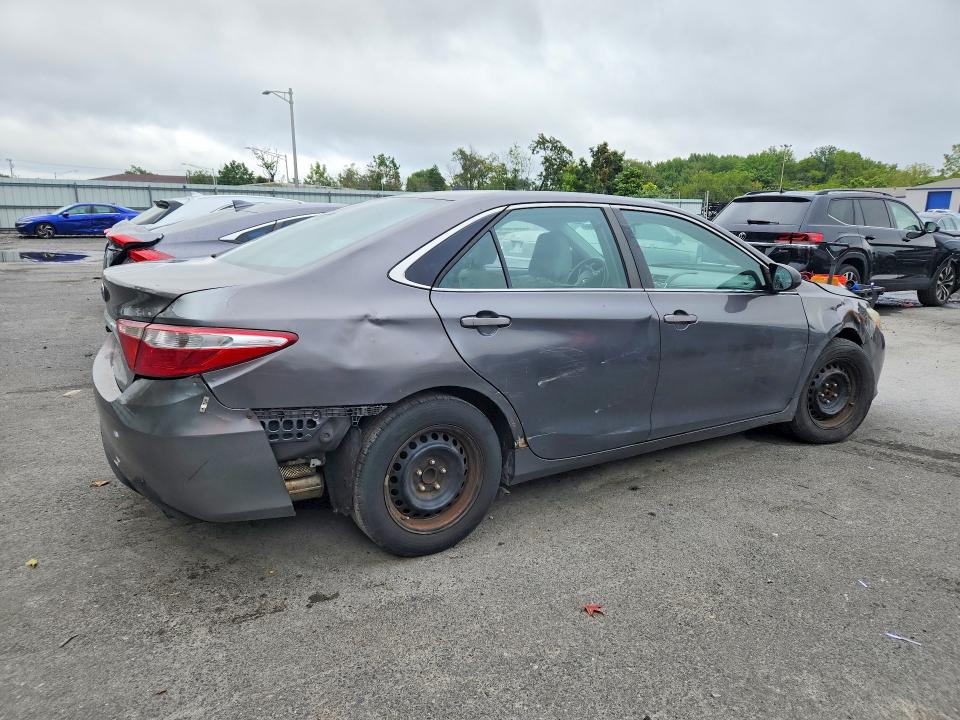 Photo 3 from auction – 2015 TOYOTA CAMRY with VIN 4T4BF1FK8FR454196