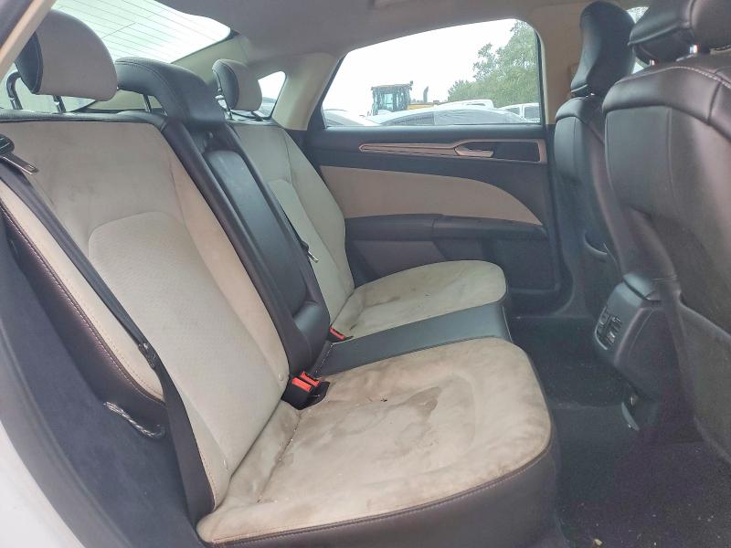 Photo 10 from auction – 2019 FORD FUSION with VIN 3FA6P0HD9KR163154