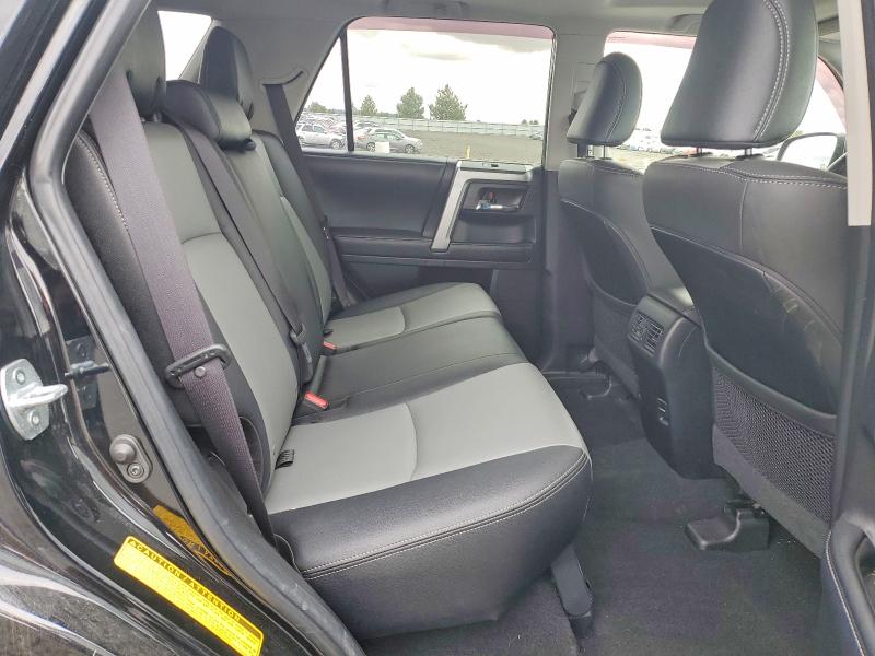 Photo 11 from auction – 2019 TOYOTA 4RUNNER with VIN JTEBU5JR7K5718802