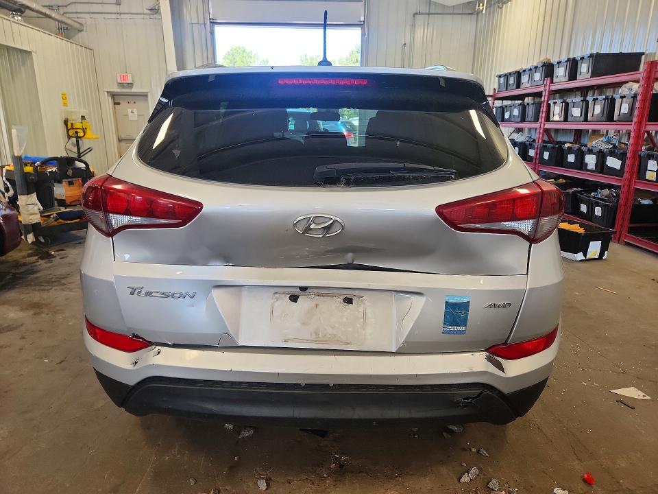 Photo 6 from auction – 2016 HYUNDAI TUCSON with VIN KM8J3CA46GU093202
