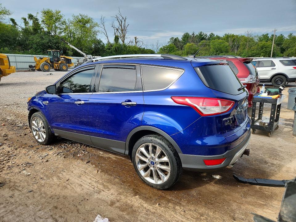 Photo 2 from auction – 2015 FORD ESCAPE with VIN 1FMCU9G9XFUB84645