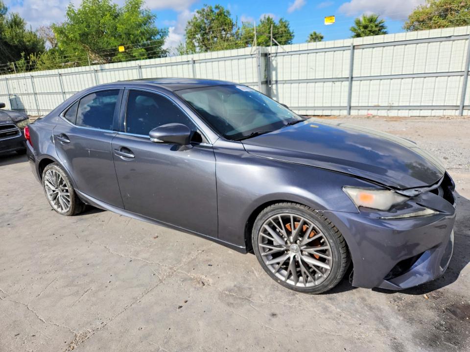 Foto 4 de la subasta – 2015 LEXUS IS con VIN JTHBF1D26F5076034