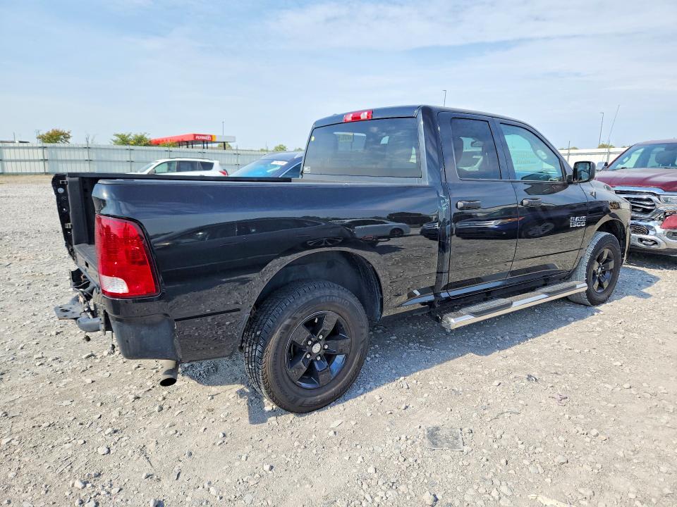 Снимка 3 от търг – 2017 RAM 1500 с VIN 1C6RR7FG2HS631446