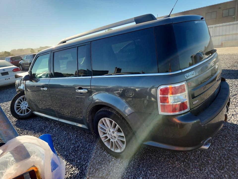 Photo 2 from auction – 2019 FORD FLEX with VIN 2FMHK6C8XKBA09853