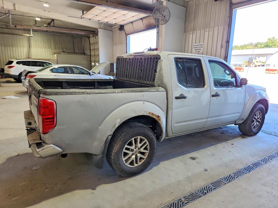 Photo 3 from auction – 2014 NISSAN FRONTIER with VIN 1N6AD0EV1EN749197