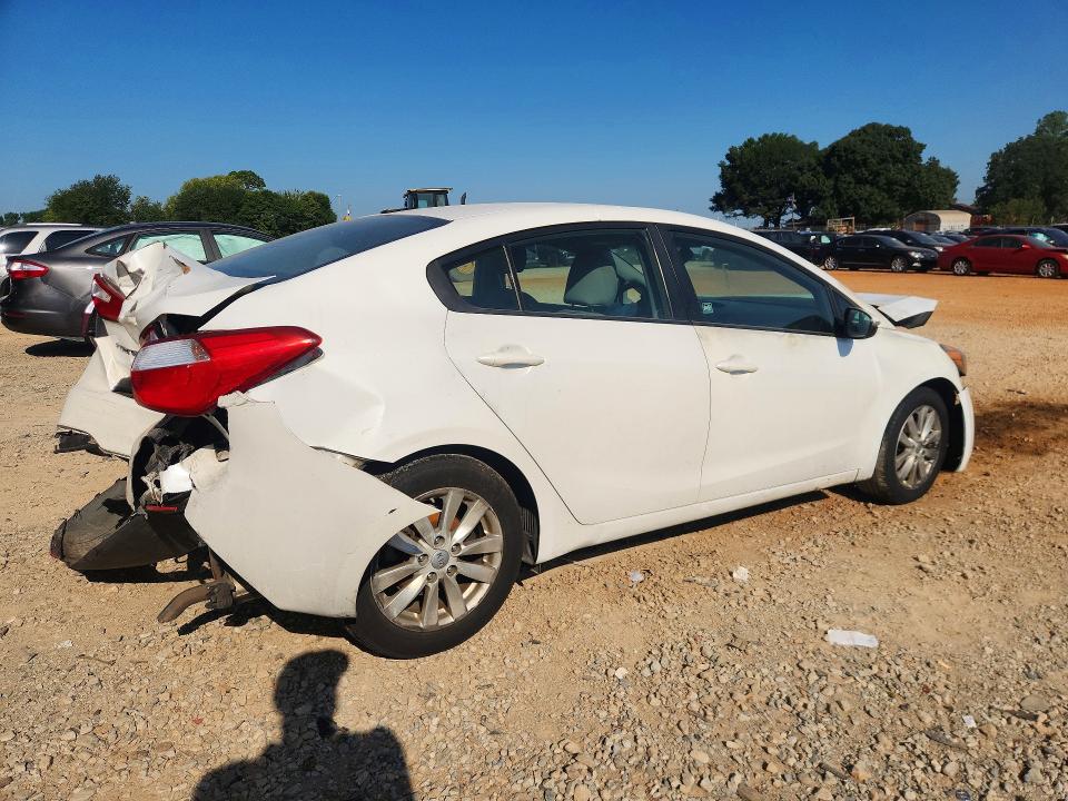 Photo 3 from auction – 2015 KIA FORTE with VIN KNAFX4A64F5399391
