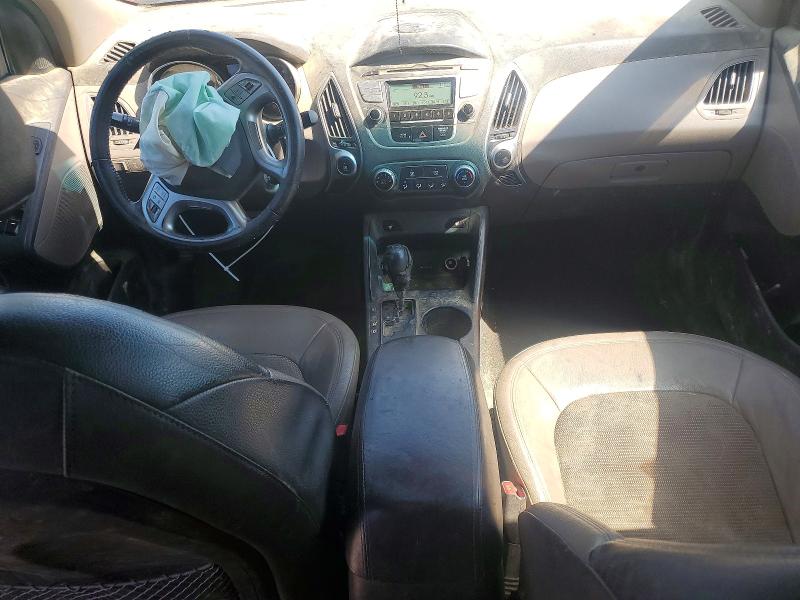 Photo 8 from auction – 2012 HYUNDAI TUCSON with VIN KM8JUCACXCU371405
