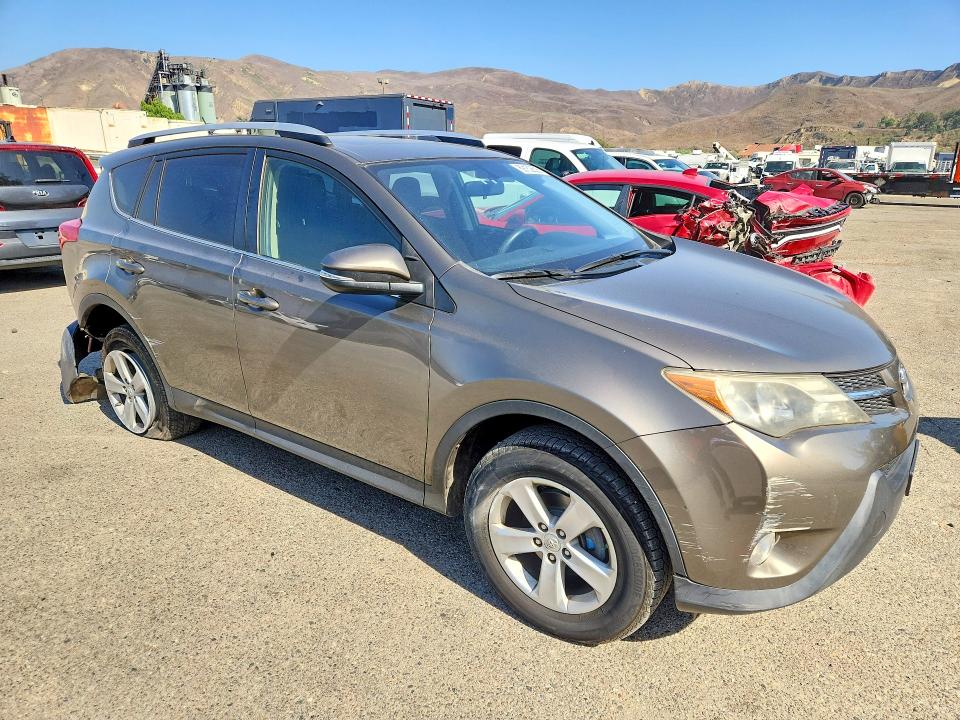 Photo 4 from auction – 2013 TOYOTA RAV4 with VIN JTMRFREV0DD043430