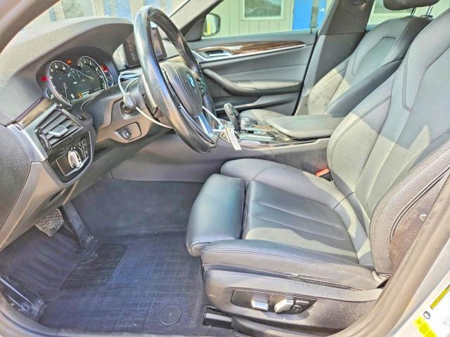 Photo 7 from auction – 2019 BMW 530 with VIN WBAJA5C56KBX86641