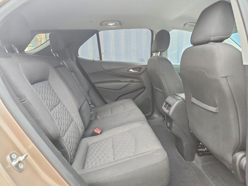 Photo 11 from auction – 2018 CHEVROLET EQUINOX with VIN 2GNAXJEV3J6342939