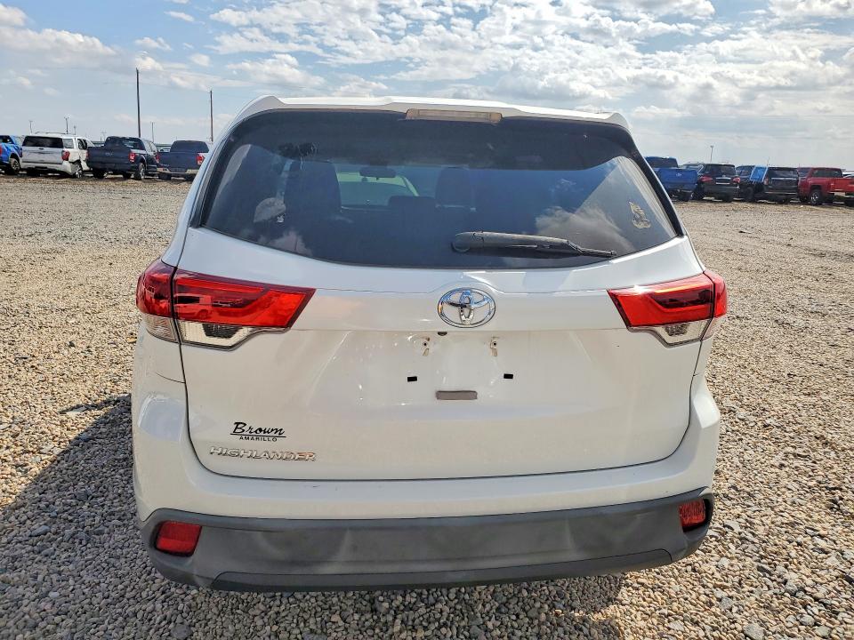 Photo 6 from auction – 2019 TOYOTA HIGHLANDER with VIN 5TDZZRFH6KS336248