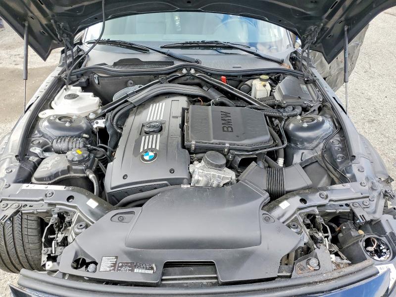 Photo 11 from auction – 2013 BMW Z4 with VIN WBALM1C5XDE633870