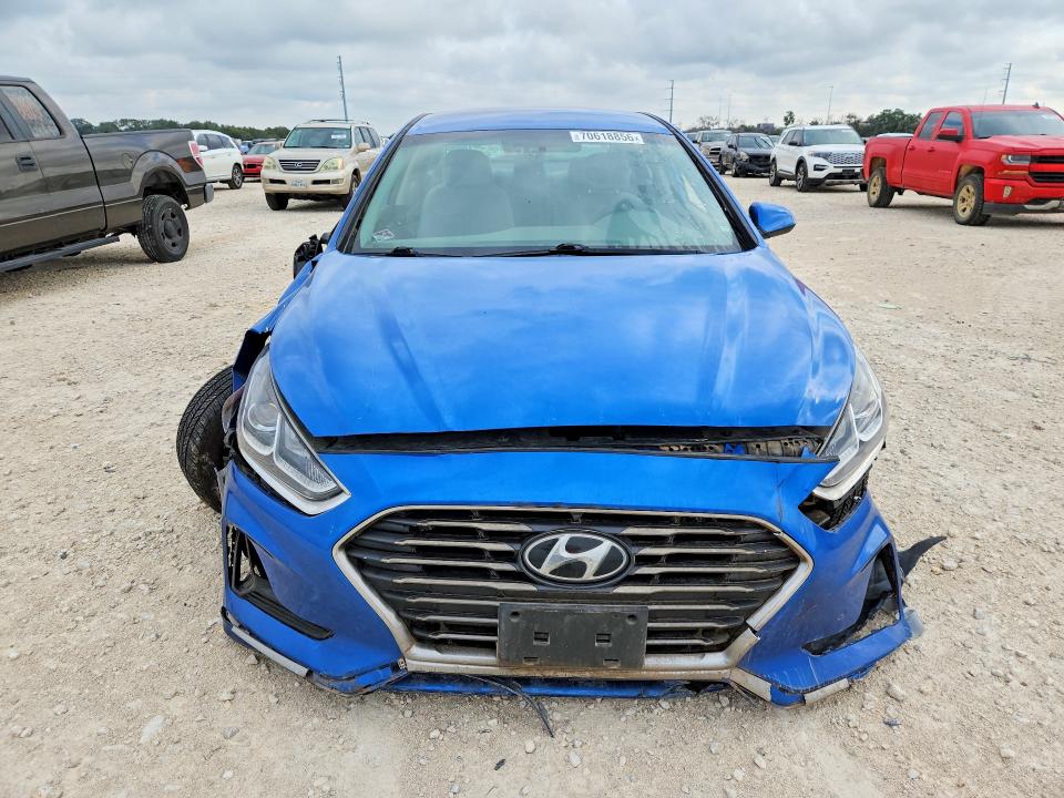 Photo 5 from auction – 2018 HYUNDAI SONATA with VIN 5NPE24AF4JH600762