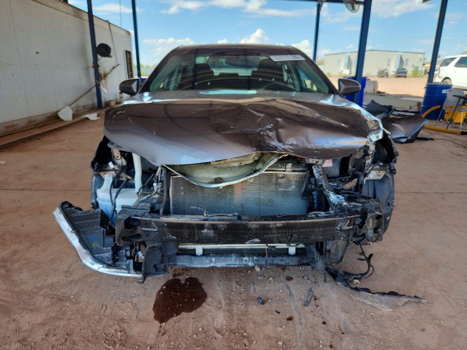 Photo 5 from auction – 2017 TOYOTA CAMRY with VIN 4T1BF1FK8HU703979