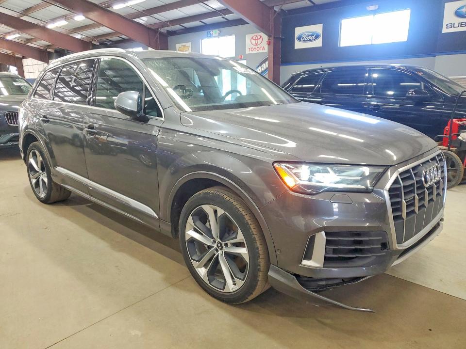 Фото 4 с аукциона – 2020 AUDI Q7 с VIN WA1LXAF76LD004841