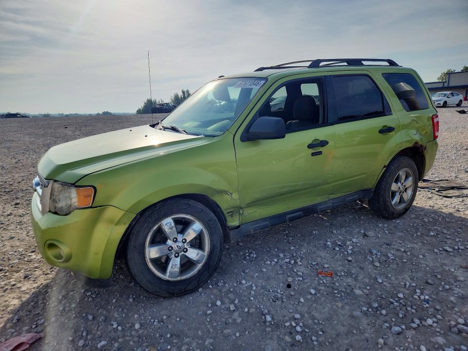 FORD ESCAPE 2011 с VIN 1FMCU0DGXBKC50762 - Снимка от търг