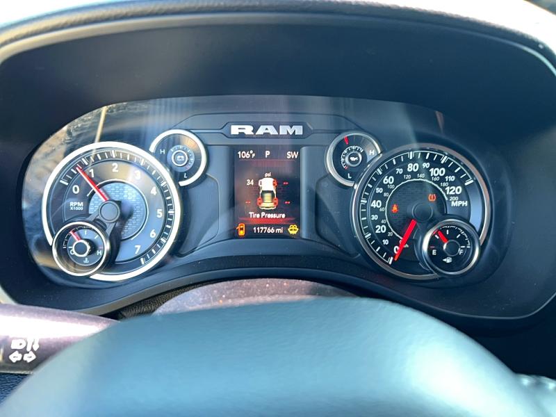Photo 8 from auction – 2021 RAM 1500 with VIN 1C6RREFTXMN609009