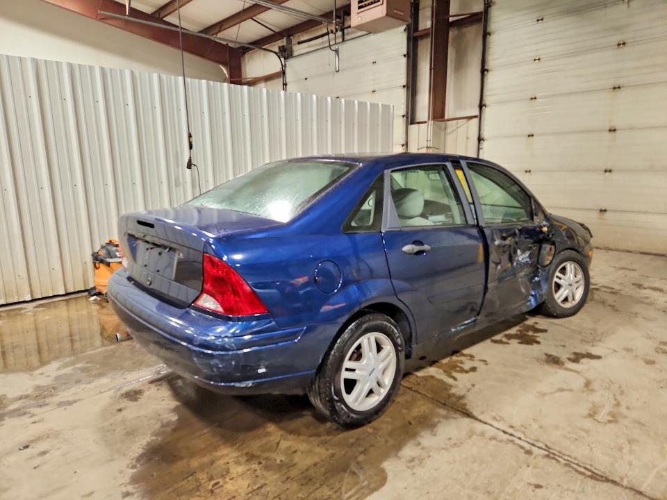 Foto 3 de la subasta – 2002 FORD FOCUS con VIN 1FAFP34P52W289350