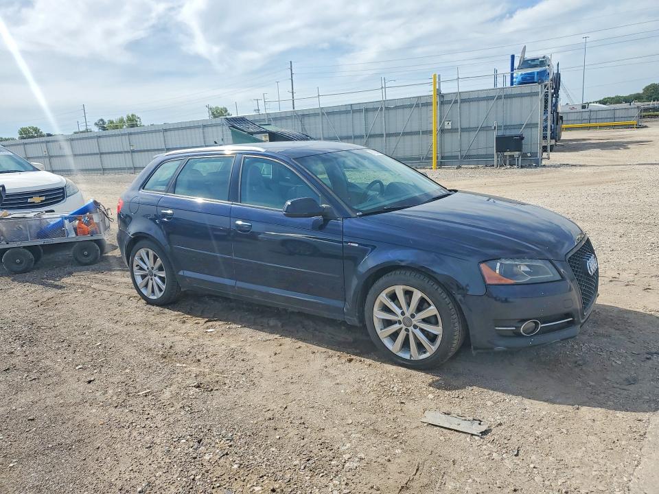 Photo 4 from auction – 2012 AUDI A3 with VIN WAUMFBFM7CA036138