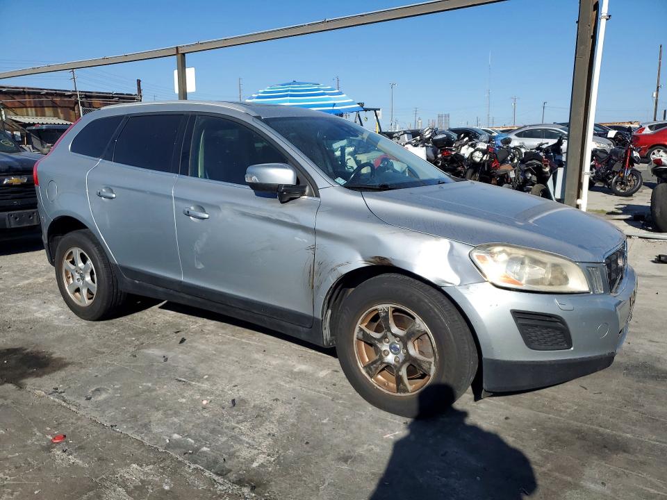 صورة رقم 4 من المزاد - 2011 VOLVO XC60 مع VIN YV4940DZ1B2198306