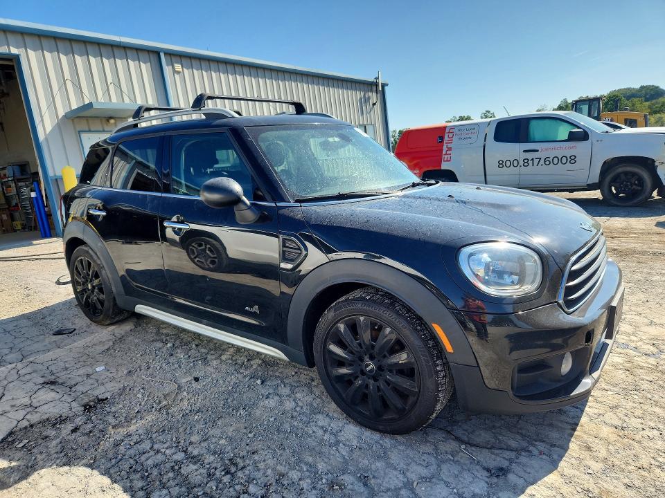 Zdjęcie 4 z aukcji – 2017 MINI COOPER z VIN WMZYV5C32H3B75788