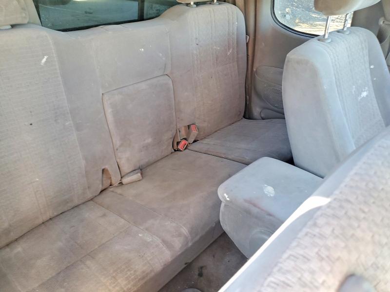 Снимка 10 от търг – 2003 TOYOTA TUNDRA с VIN 5TBBT44103S367680