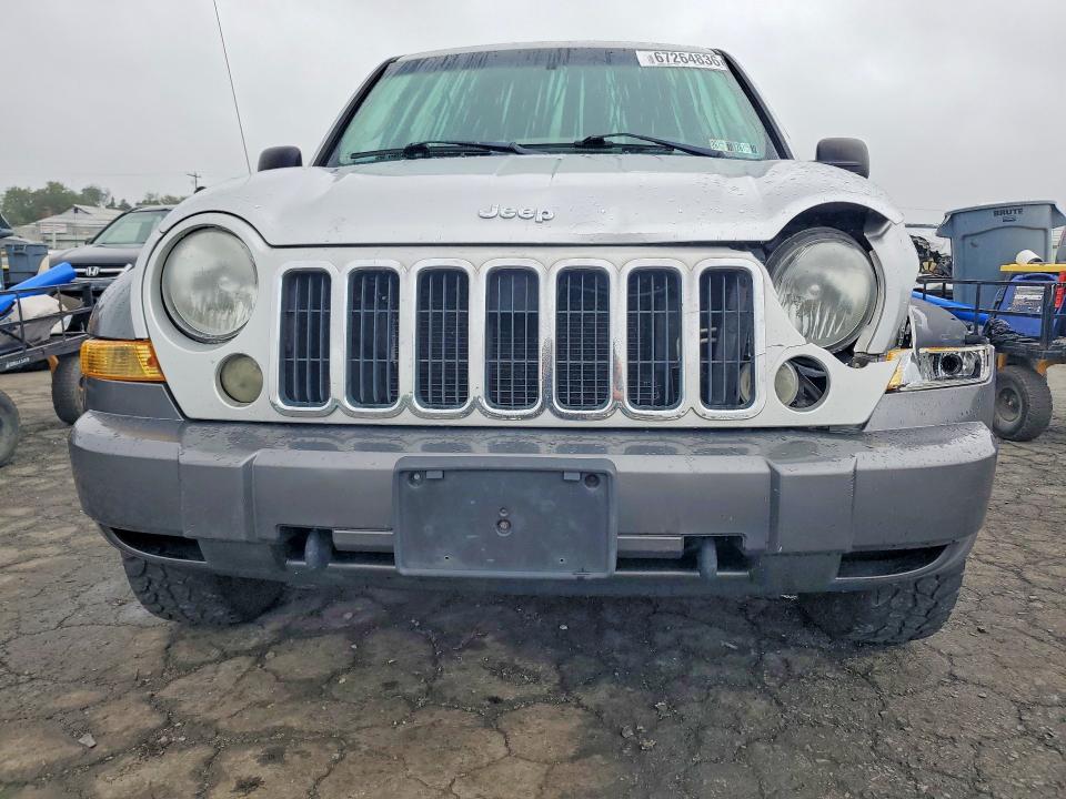 صورة رقم 5 من المزاد - 2006 JEEP LIBERTY مع VIN 1J4GL48K76W177020
