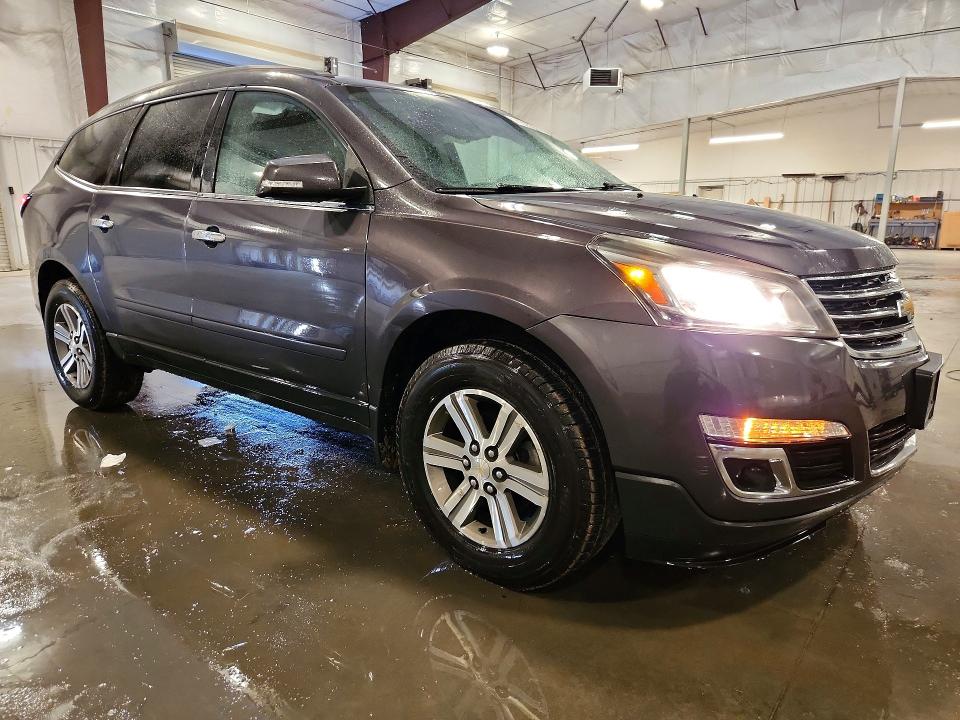 Photo 4 from auction – 2015 CHEVROLET TRAVERSE with VIN 1GNKRGKD6FJ276944