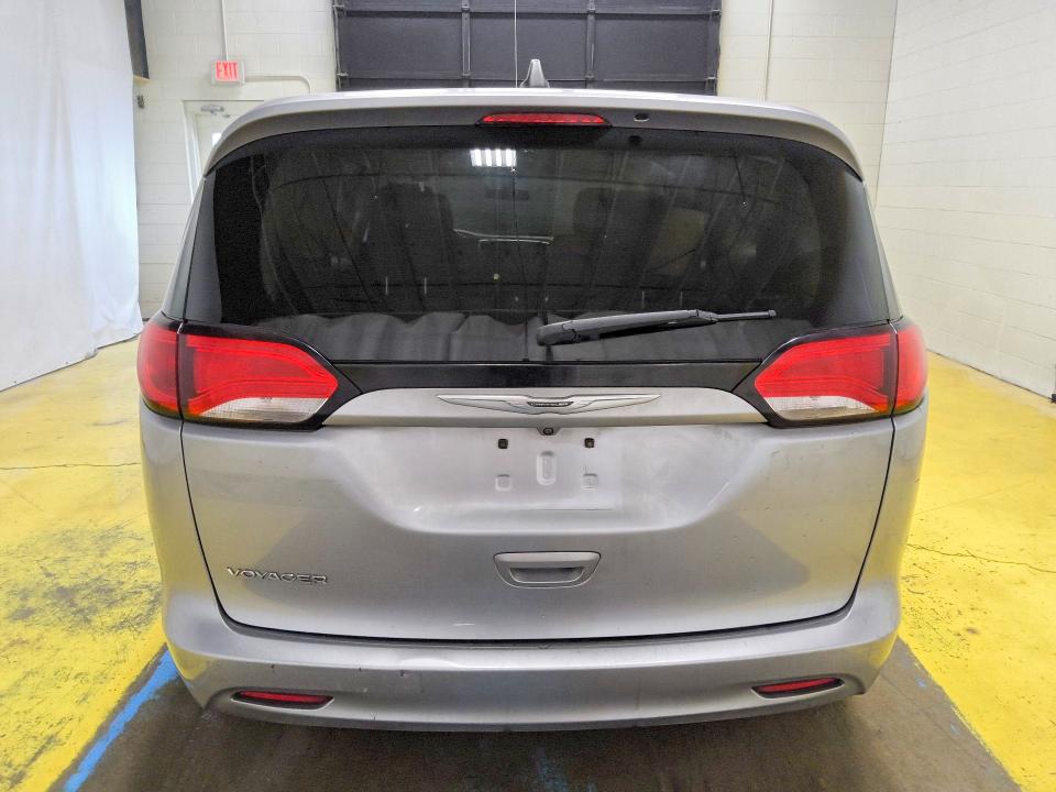 Photo 6 from auction – 2021 CHRYSLER VOYAGER with VIN 2C4RC1CG0MR580309