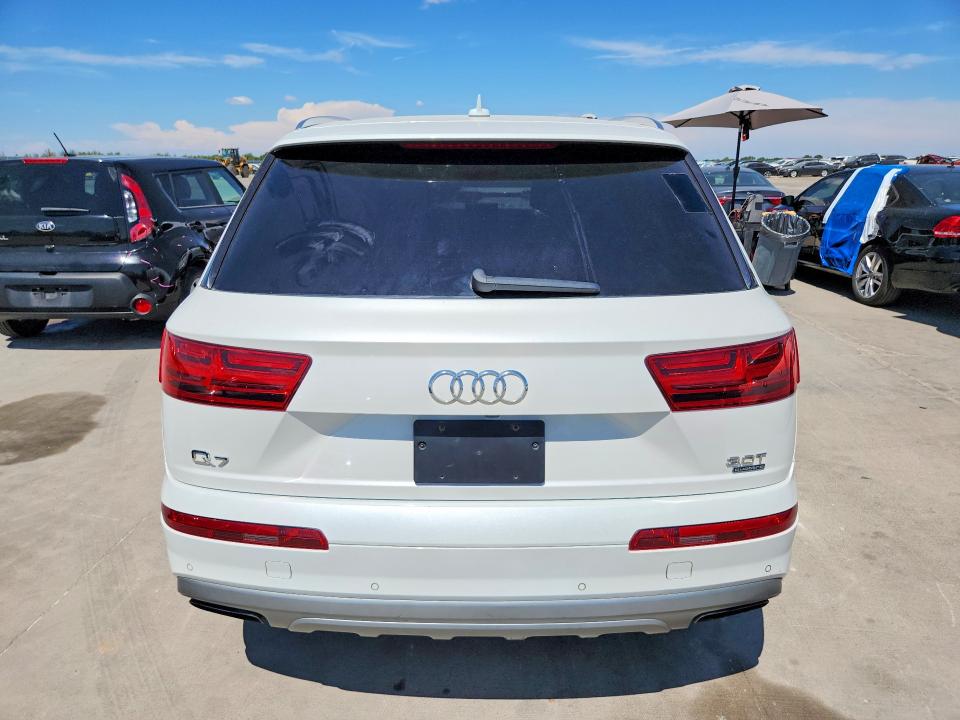 Photo 6 from auction – 2017 AUDI Q7 with VIN WA1VABF73HD023435