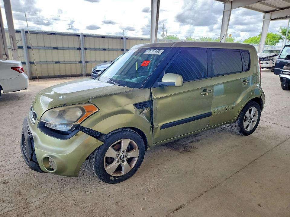 KIA SOUL 2012 с VIN KNDJT2A57C7381567 - Снимка от търг