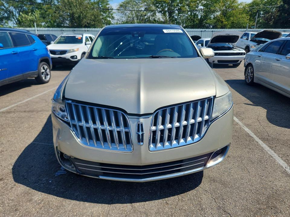 صورة رقم 5 من المزاد - 2010 LINCOLN MKT مع VIN 2LMHJ5FR3ABJ17283
